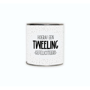 Kadoblikje met de tekst “Hoera een tweeling. Gefeliciteerd!”
